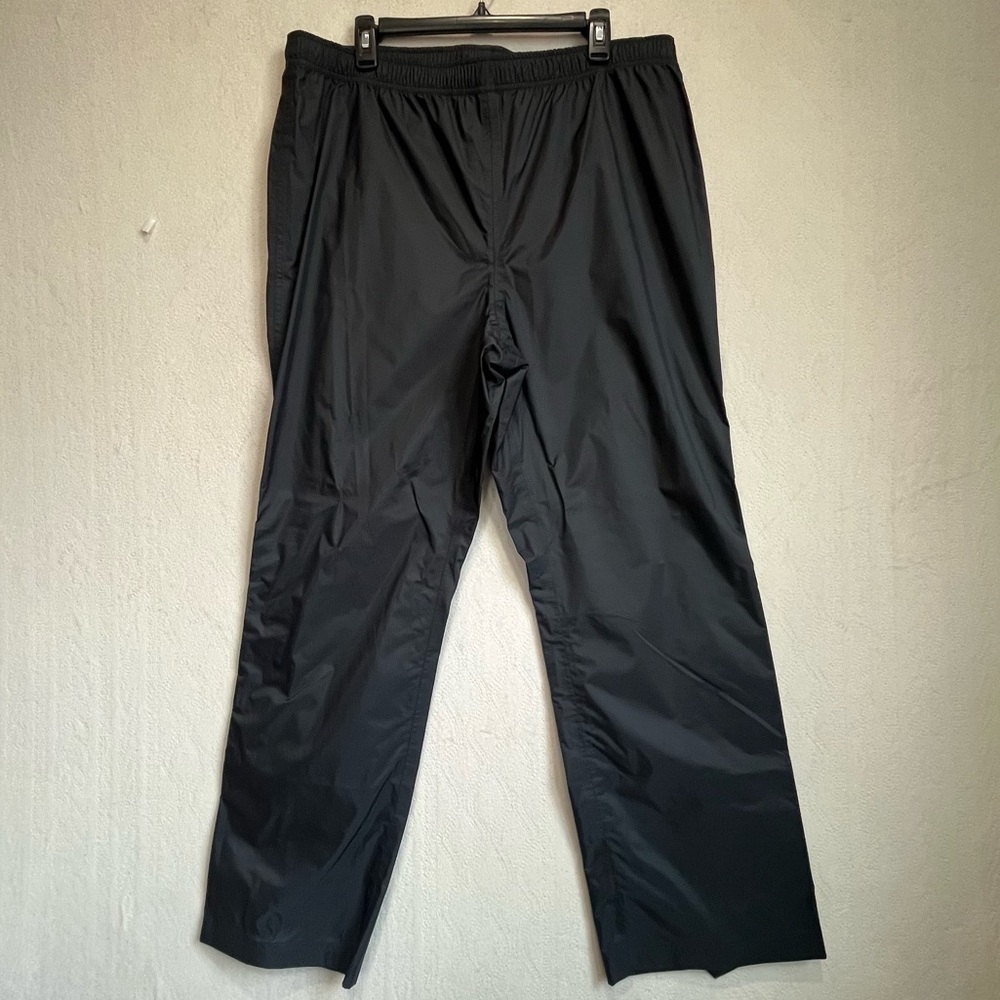 L.L. Bean Men's Black Pull On Waterproof Rain Ripstop Pants Sz L Back Pocket